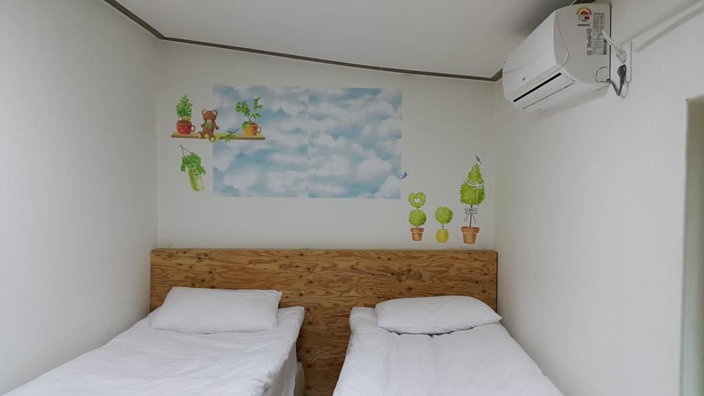 Myeongdong Guesthouse Сеул Екстериор снимка