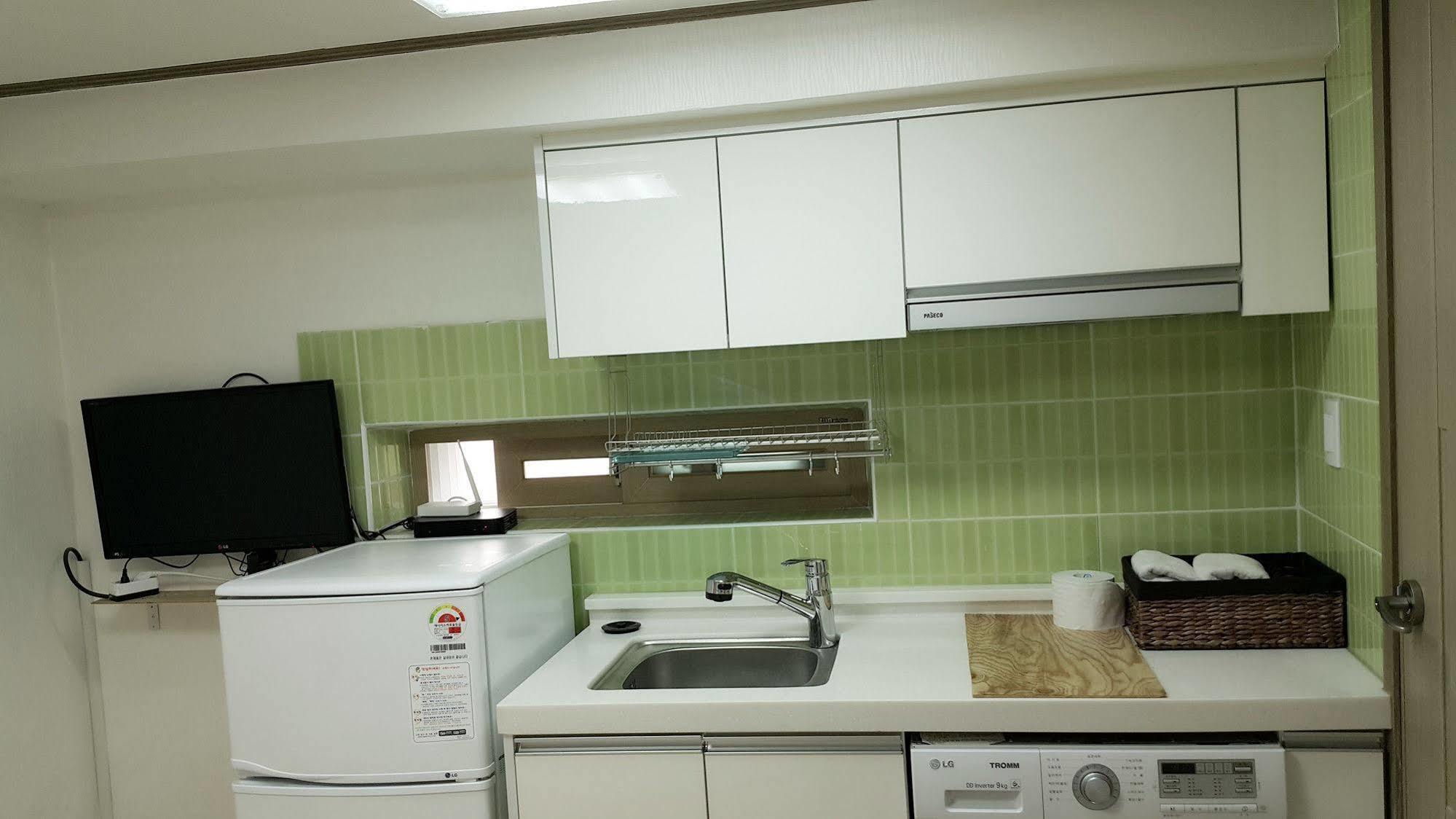 Myeongdong Guesthouse Сеул Екстериор снимка