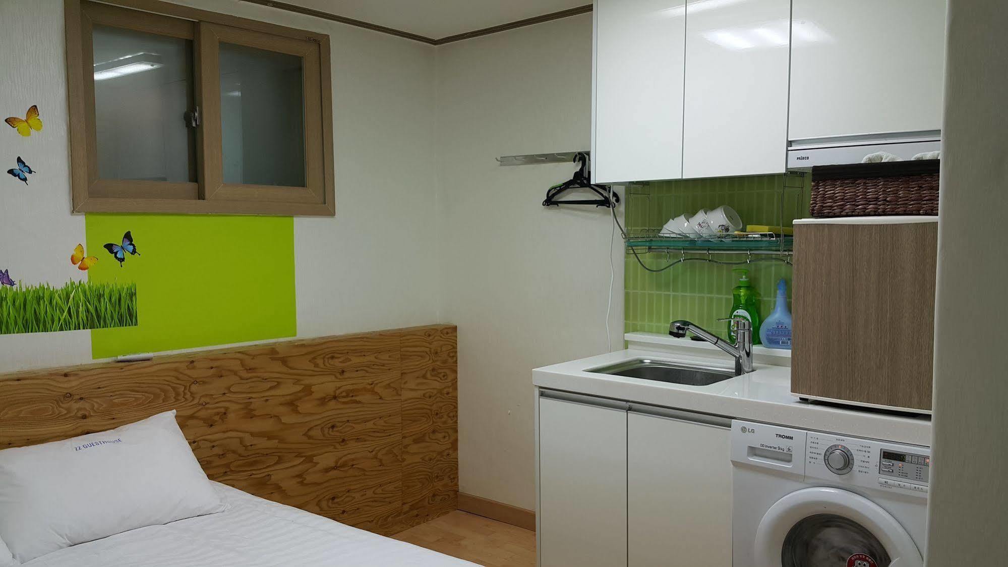 Myeongdong Guesthouse Сеул Екстериор снимка