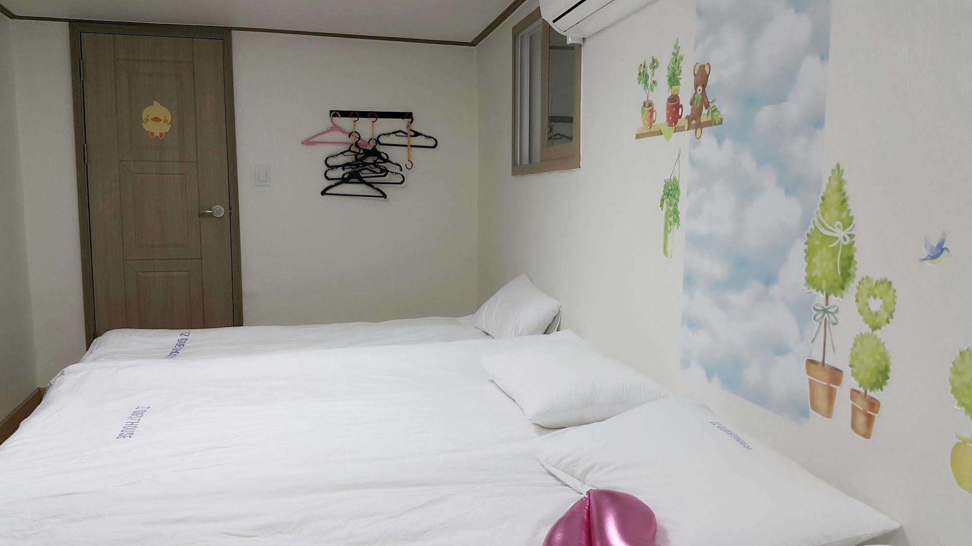 Myeongdong Guesthouse Сеул Екстериор снимка